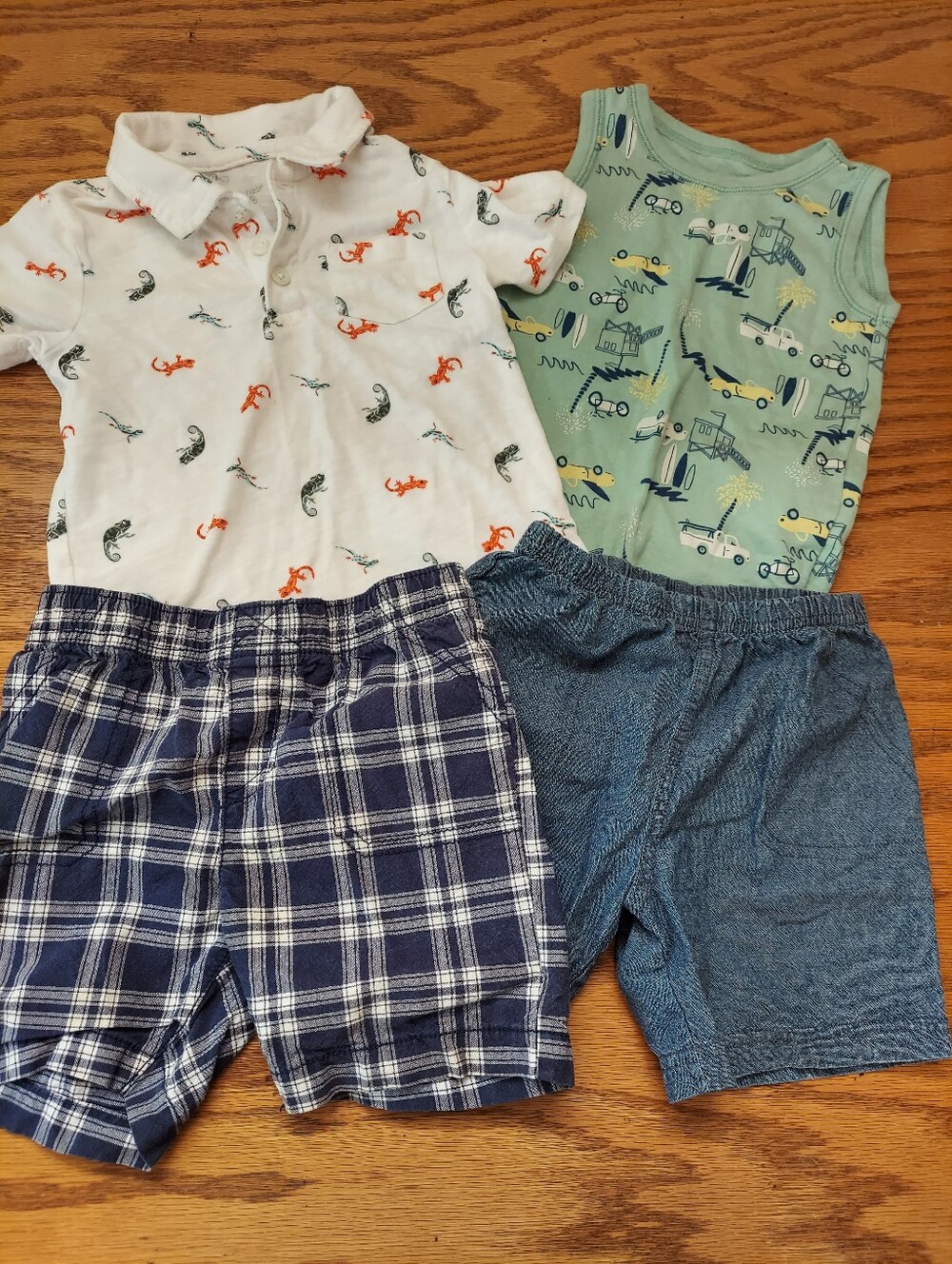 Carters 4 Piece Summer Bundle 24 2T Boys 2 Tops 2 Shorts